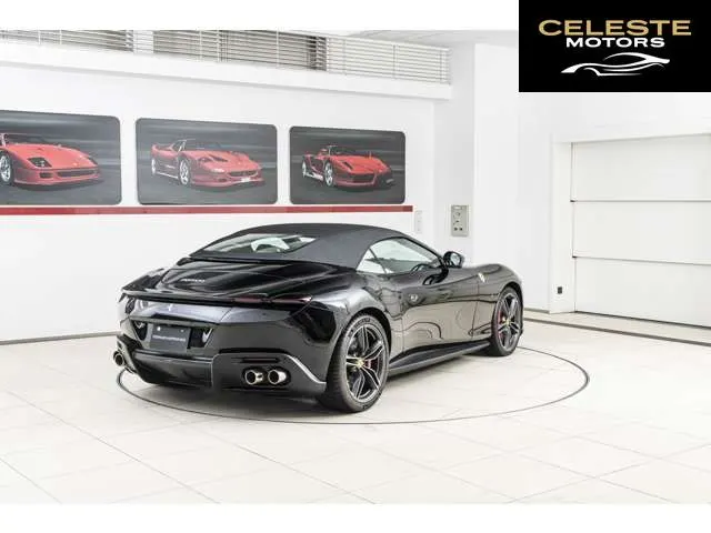 FERRARI Roma Spider 2024 — photo 5 sur 8