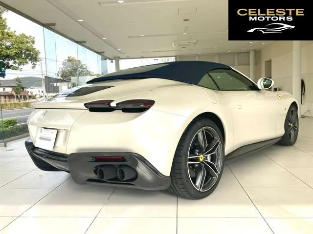 FERRARI Roma Spider 2024 — photo 2 sur 8