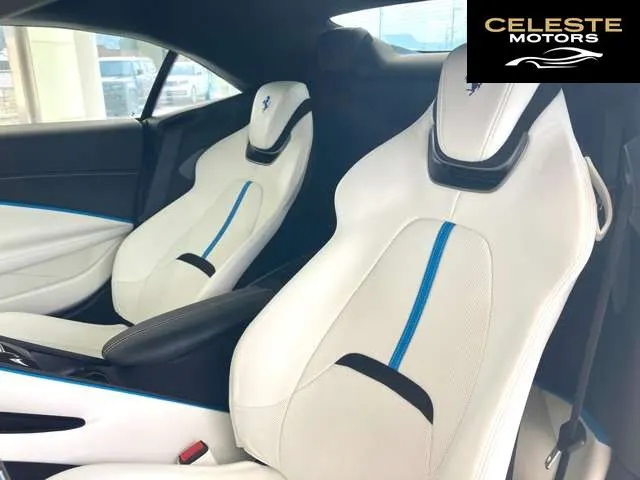 FERRARI Roma Spider 2024 — photo 7 sur 8