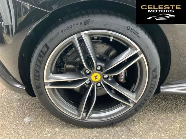 FERRARI Roma Spider 2024 — photo 5 sur 8