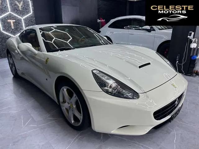 FERRARI California 2009 — photo 4 sur 8