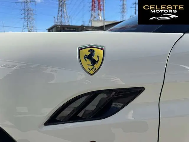 FERRARI California 2011 — photo 4 sur 8