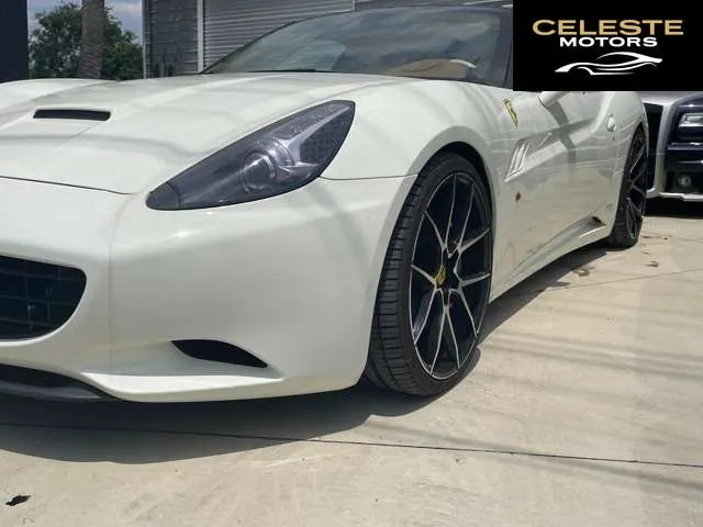FERRARI California 2009 — photo 4 sur 8
