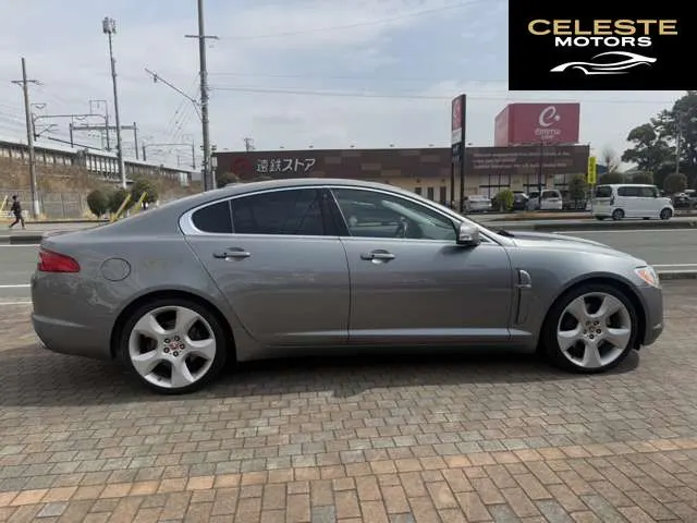 JAGUAR XF 2008 — photo 2 sur 8