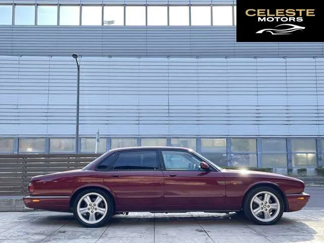 JAGUAR XJ 1999 — photo 2 sur 8