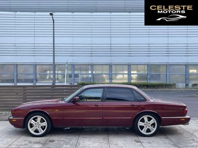 JAGUAR XJ 1999 — photo 3 sur 8