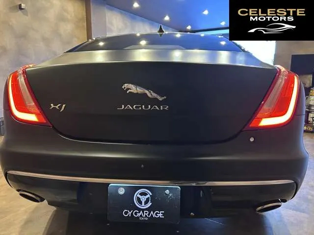 JAGUAR XJ 2018 — photo 4 sur 8