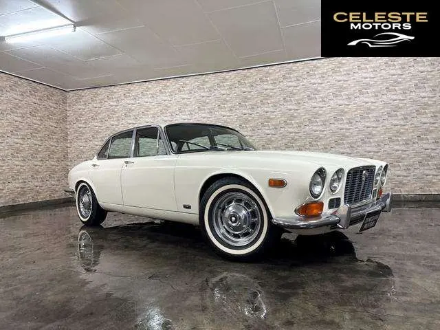 JAGUAR XJ 1973 — photo 4 sur 8