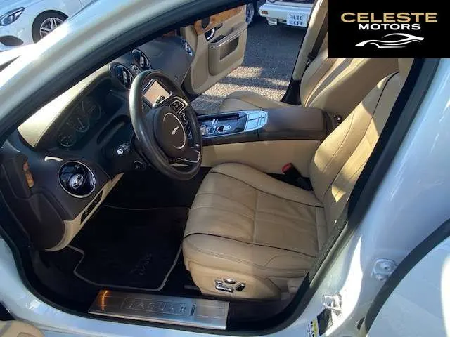 JAGUAR XJ 2010 — photo 5 sur 8