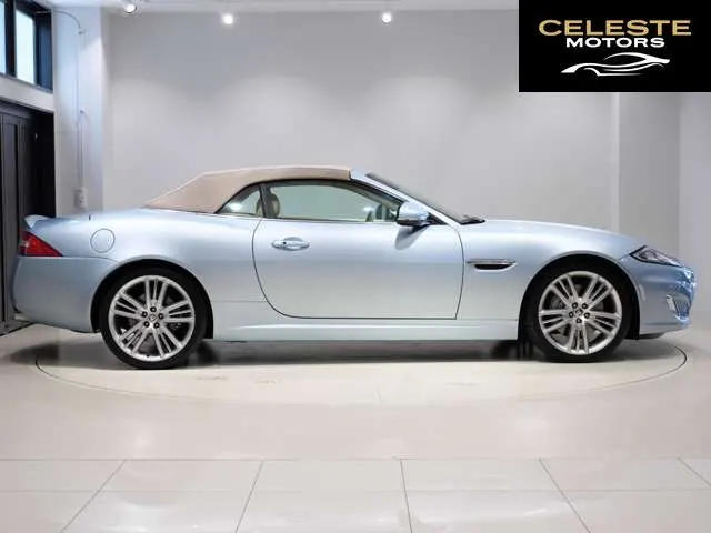JAGUAR XK Cabriolet 2012 — photo 4 sur 8