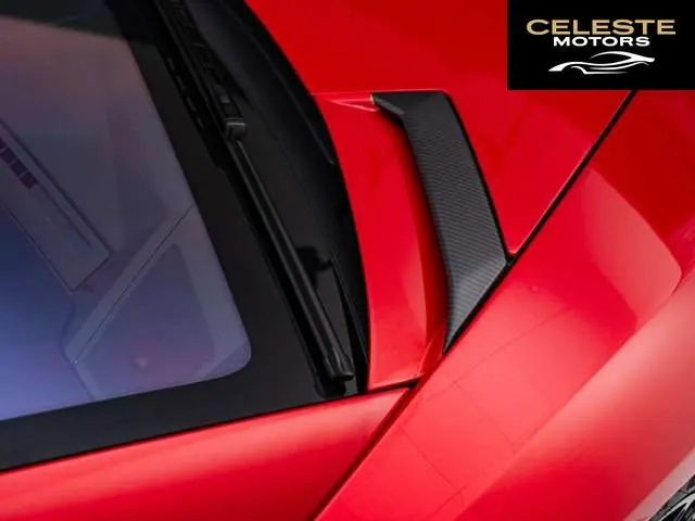 LAMBORGHINI Aventador 2016 — photo 4 sur 8