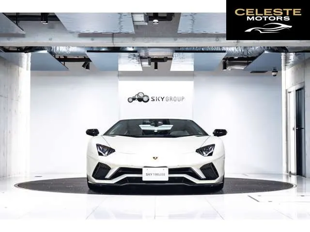 LAMBORGHINI Aventador 2018 — photo 7 sur 8