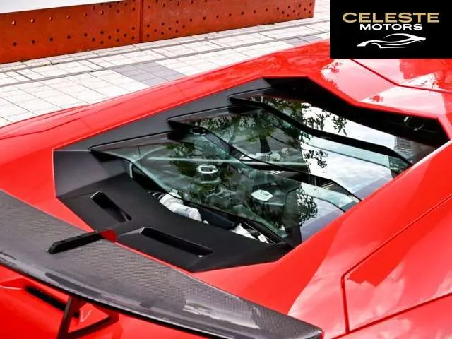LAMBORGHINI Aventador 2014 — photo 7 sur 8