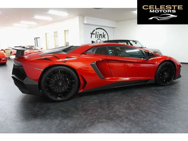 LAMBORGHINI Aventador 2016 — photo 2 sur 8