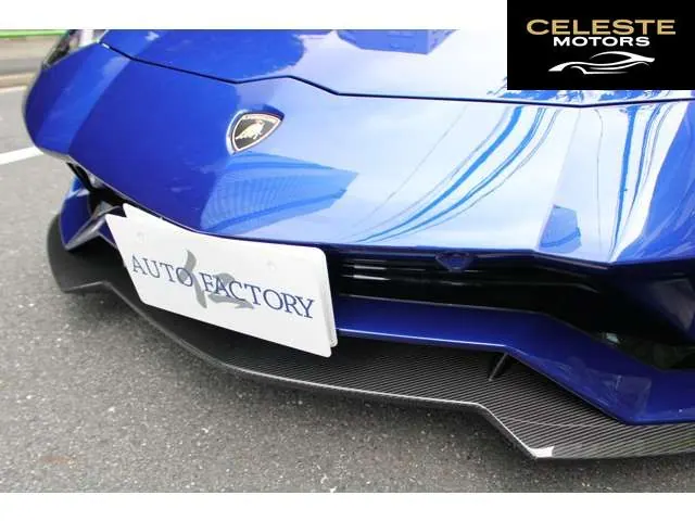 LAMBORGHINI Aventador 2020 — photo 2 sur 8