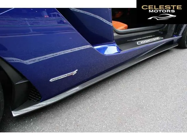 LAMBORGHINI Aventador 2020 — photo 7 sur 8