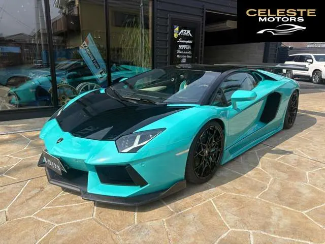 LAMBORGHINI Aventador 2017 — photo 3 sur 8