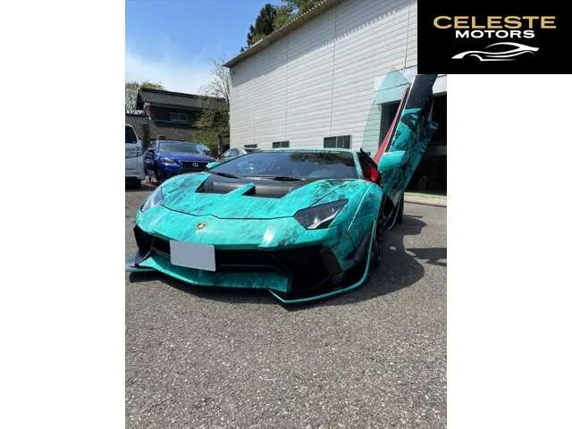 LAMBORGHINI Aventador 2017 — photo 2 sur 8
