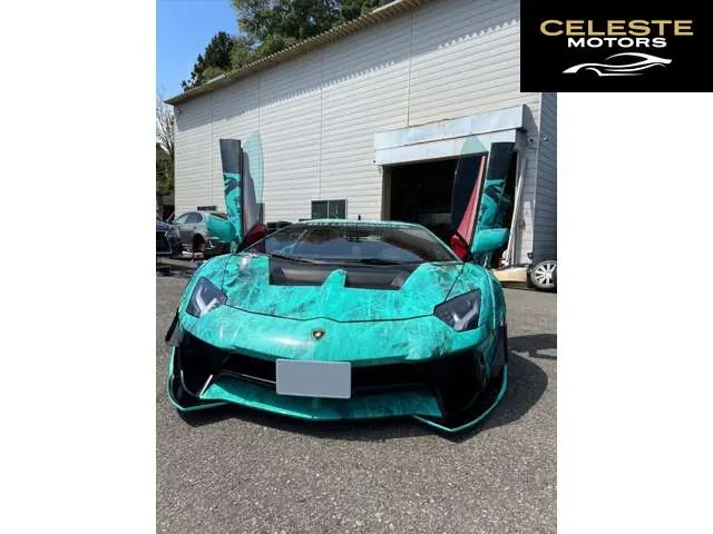 LAMBORGHINI Aventador 2017 — photo 3 sur 8