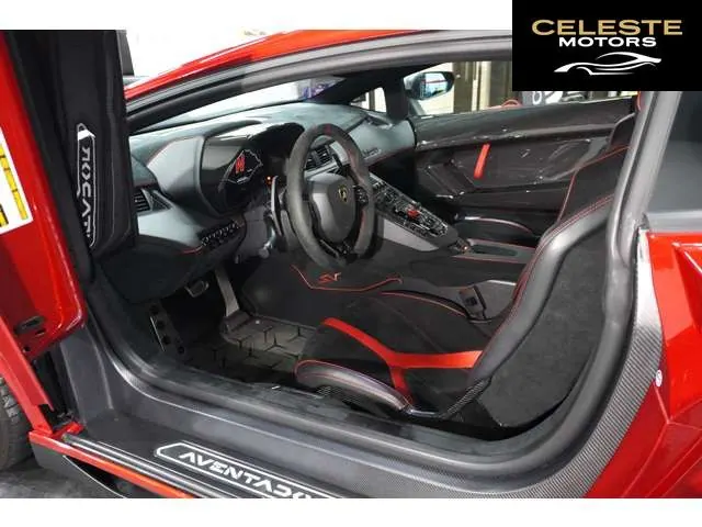 LAMBORGHINI Aventador 2015 — photo 3 sur 8