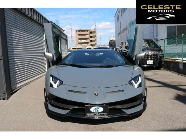 LAMBORGHINI Aventador 2019 — photo 5 sur 8
