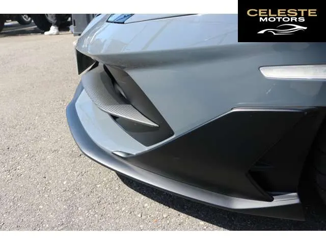 LAMBORGHINI Aventador 2019 — photo 6 sur 8