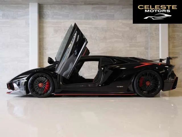 LAMBORGHINI Aventador 2018 — photo 4 sur 8