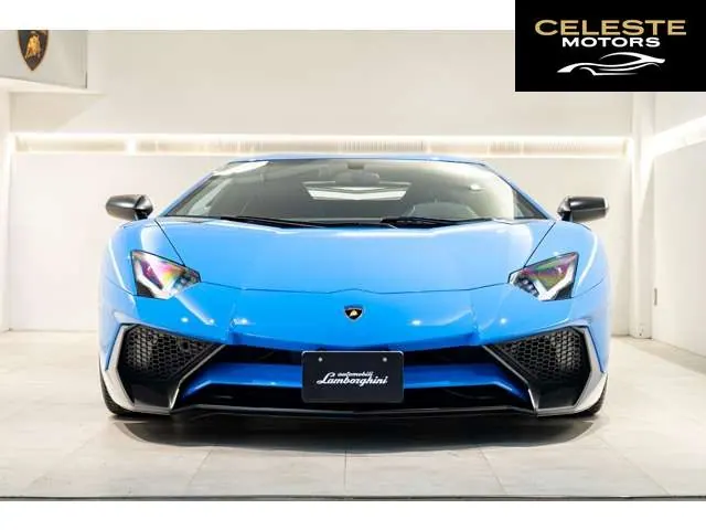 LAMBORGHINI Aventador 2017 — photo 2 sur 8