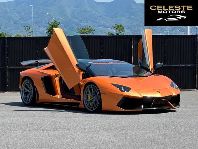 LAMBORGHINI Aventador 2014 — photo 3 sur 8