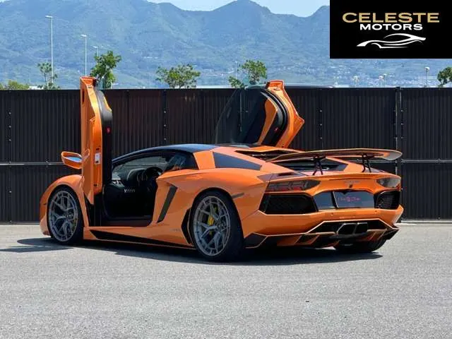 LAMBORGHINI Aventador 2014 — photo 7 sur 8