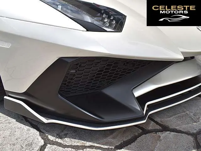 LAMBORGHINI Aventador 2016 — photo 8 sur 8