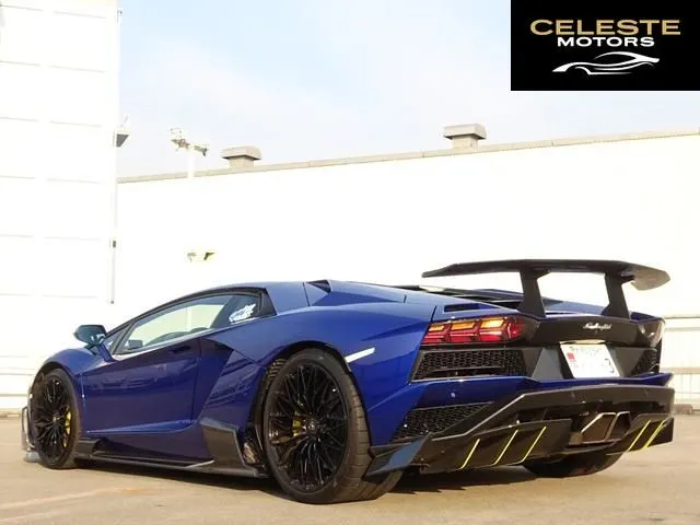 LAMBORGHINI Aventador 2018 — photo 7 sur 8