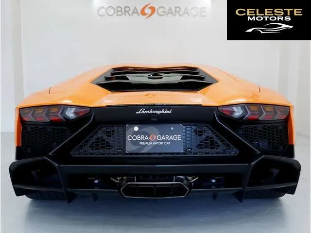 LAMBORGHINI Aventador 2014 — photo 7 sur 8