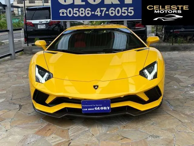 LAMBORGHINI Aventador 2018 — photo 2 sur 8