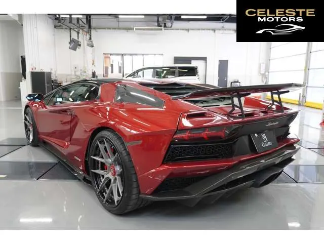 LAMBORGHINI Aventador 2017 — photo 4 sur 8