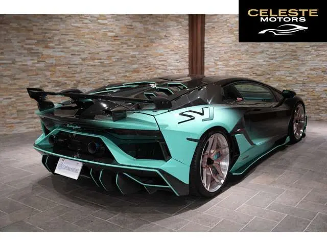 LAMBORGHINI Aventador 2014 — photo 5 sur 8