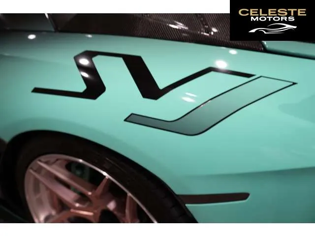 LAMBORGHINI Aventador 2014 — photo 7 sur 8