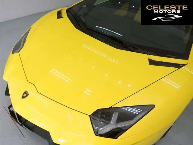 LAMBORGHINI Aventador 2014 — photo 4 sur 8