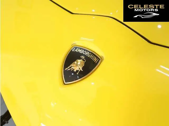 LAMBORGHINI Aventador 2014 — photo 5 sur 8