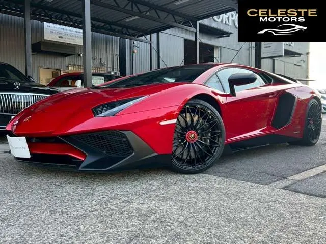 LAMBORGHINI Aventador 2016 — photo 3 sur 8