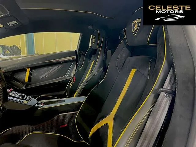 LAMBORGHINI Aventador 2019 — photo 7 sur 8