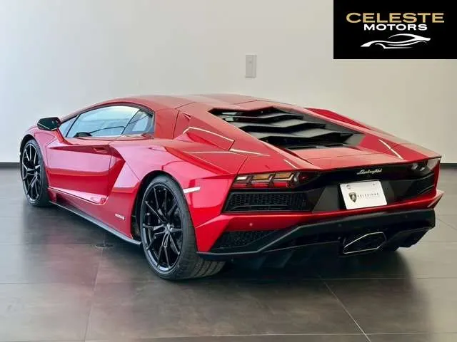 LAMBORGHINI Aventador 2017 — photo 3 sur 8