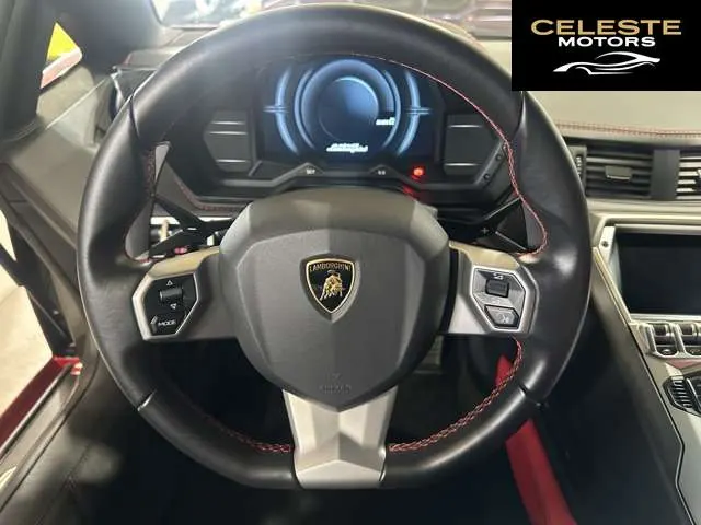 LAMBORGHINI Aventador 2017 — photo 8 sur 8