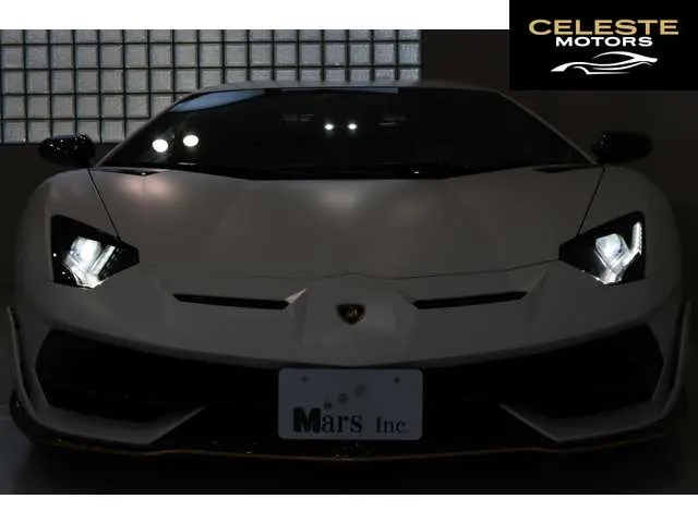 LAMBORGHINI Aventador 2019 — photo 2 sur 8