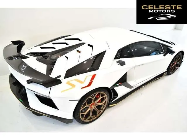 LAMBORGHINI Aventador 2019 — photo 5 sur 8