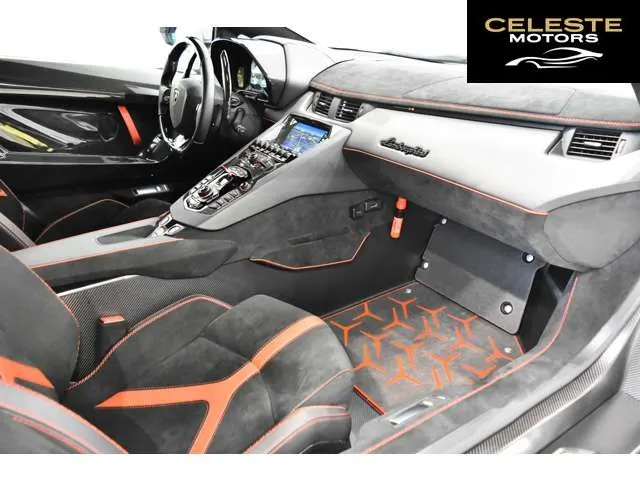 LAMBORGHINI Aventador 2019 — photo 8 sur 8