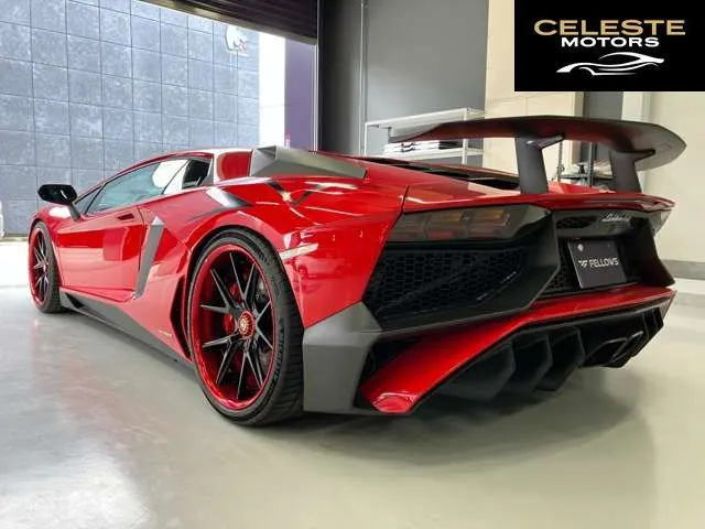 LAMBORGHINI Aventador 2015 — photo 3 sur 8