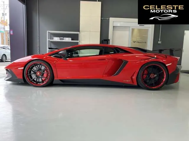 LAMBORGHINI Aventador 2015 — photo 4 sur 8