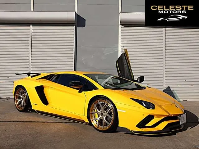 LAMBORGHINI Aventador 2018 — photo 2 sur 8
