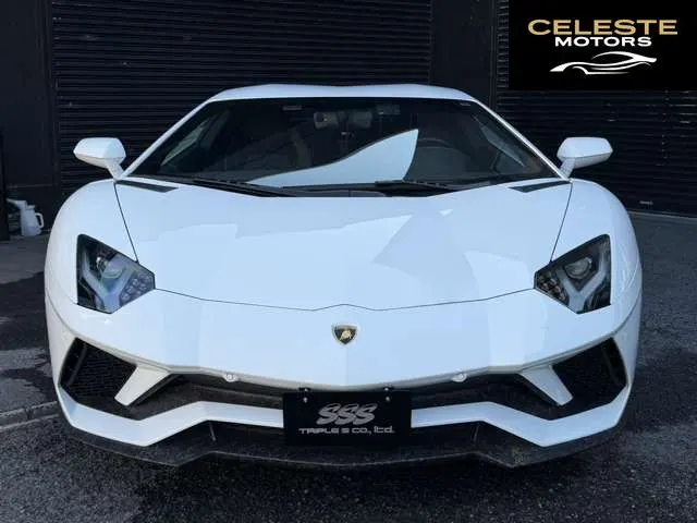LAMBORGHINI Aventador 2017 — photo 5 sur 8